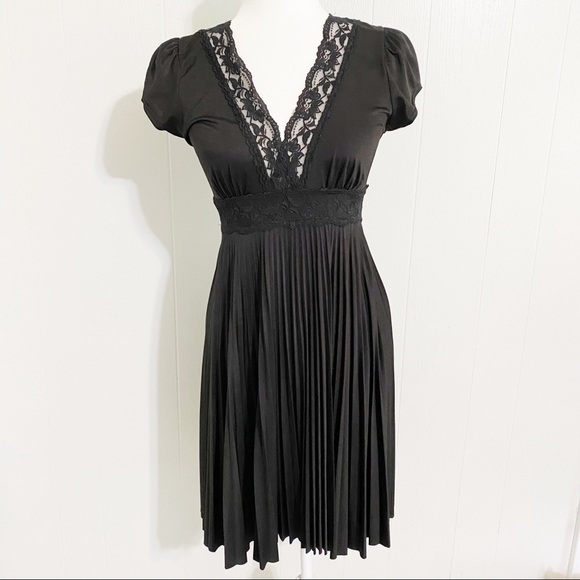 Soprano Lightweight Fit and Flare Dress - Picture 1 of 5